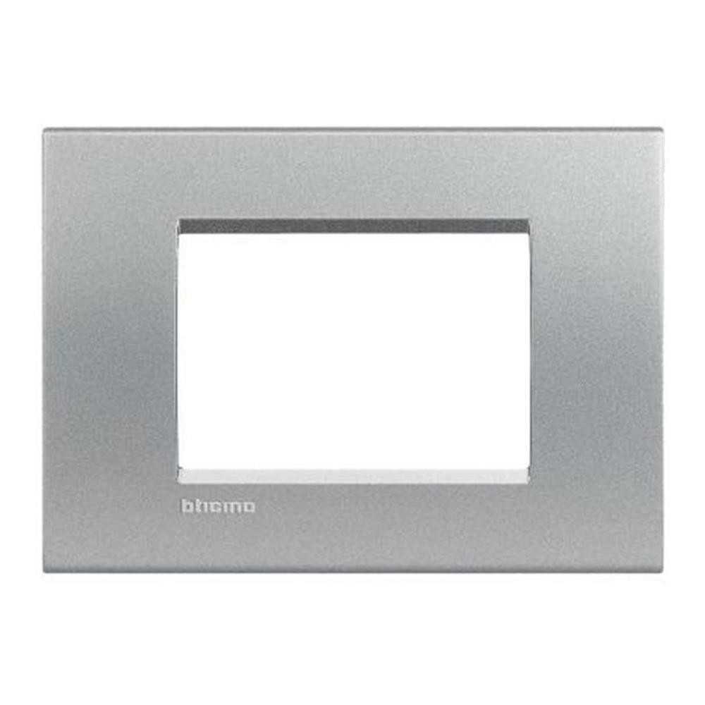 Placca 3 moduli tech tecnopolimero argento - serie BTicino Livinglight